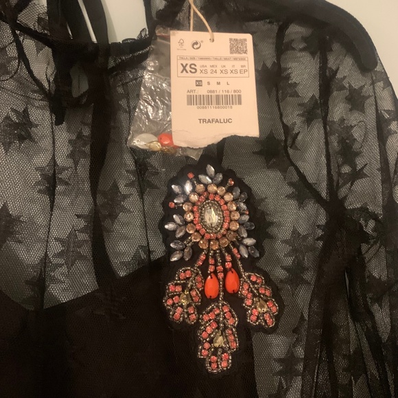 NEW WITH TAGS Zara black star patterned tool long sleeve blouse over black cami - Picture 4 of 7